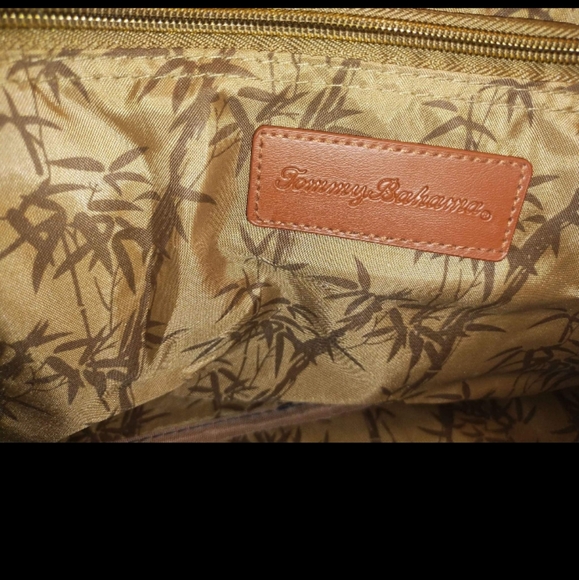 Tommy Bahama Mojito 20" Duffel Navy 13" h x 20" l x 12w Weekend/Overnite luggage - Picture 3 of 10